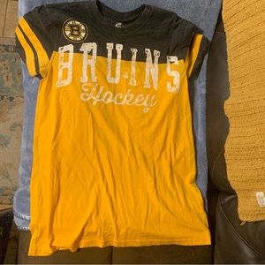 Boston Bruins shirt NWOT